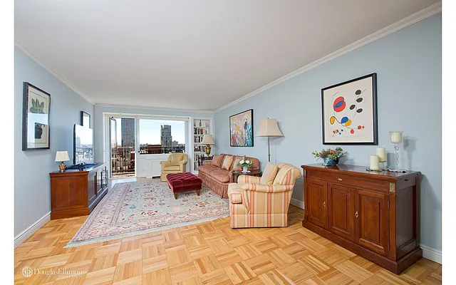 Sold by Douglas Elliman | media 20