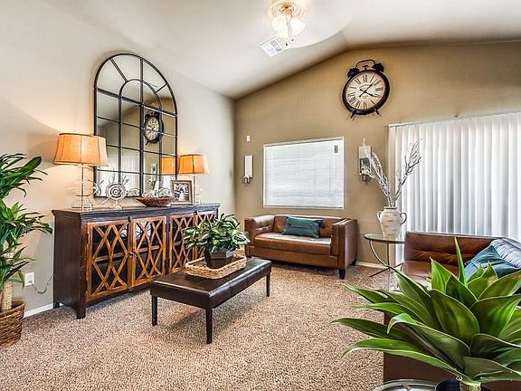 3rd image of 11442 Flor Gloriosa Dr