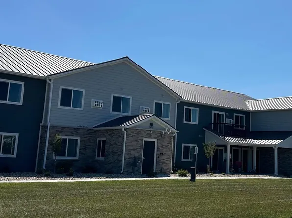 1542 Greenfield St, Baraboo, WI