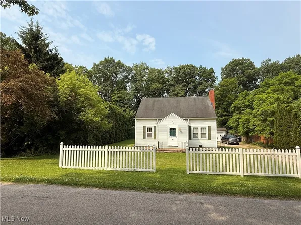 10816 Green Rd, Wakeman, OH 44889