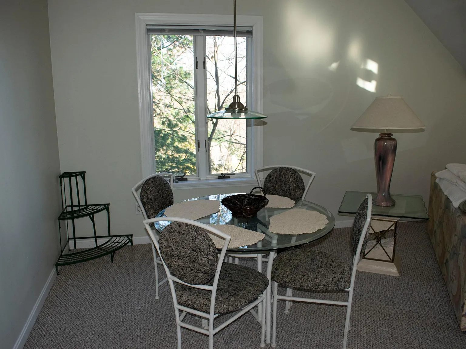 1 bed, 1200 sqft, $2,400 — Photo 1