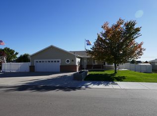 8372 S Wadsworth Ct, Littleton, CO 80128