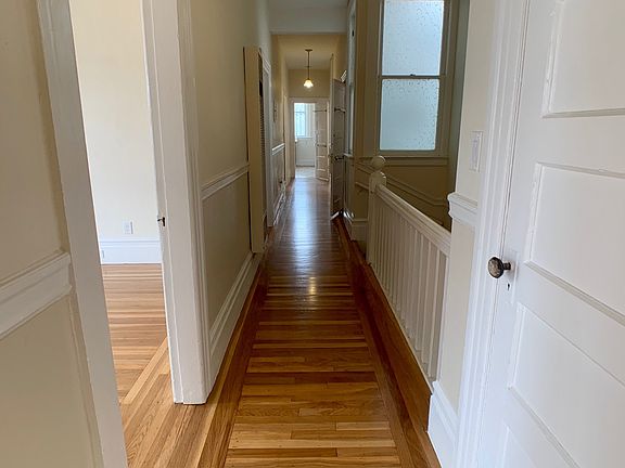 2nd image of 746 14th St APT 3