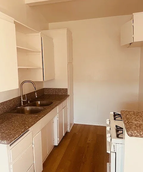 123 W 12th St (Beacon Harbor View, LLC) — Photo 14
