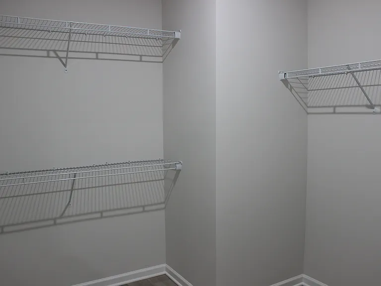 Master Bed Room Closet
