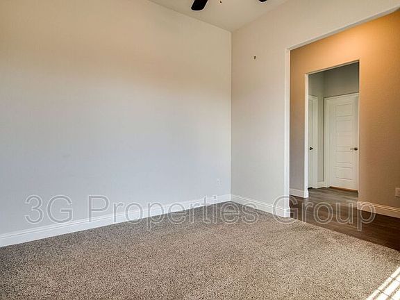 5th image of 720 Boardwalk Way
