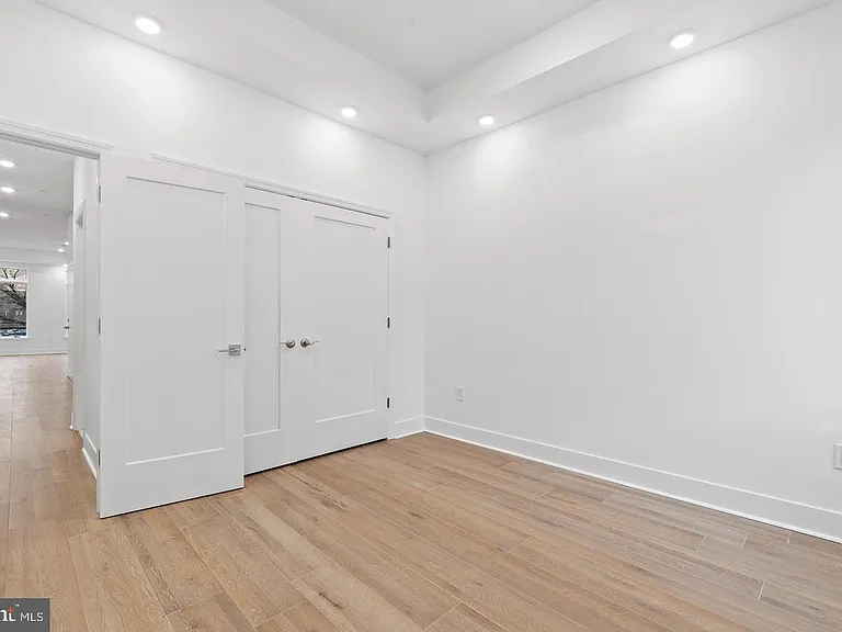 1335 N Franklin St #2 — Photo 15
