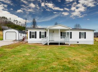 1114 Sweetwater Rd, Berea, KY 40403