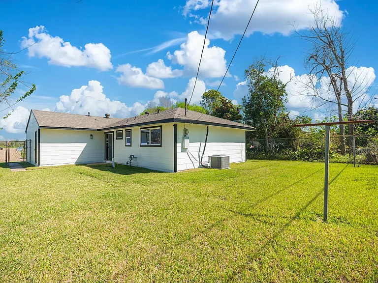 3538 Cork Dr — Photo 39