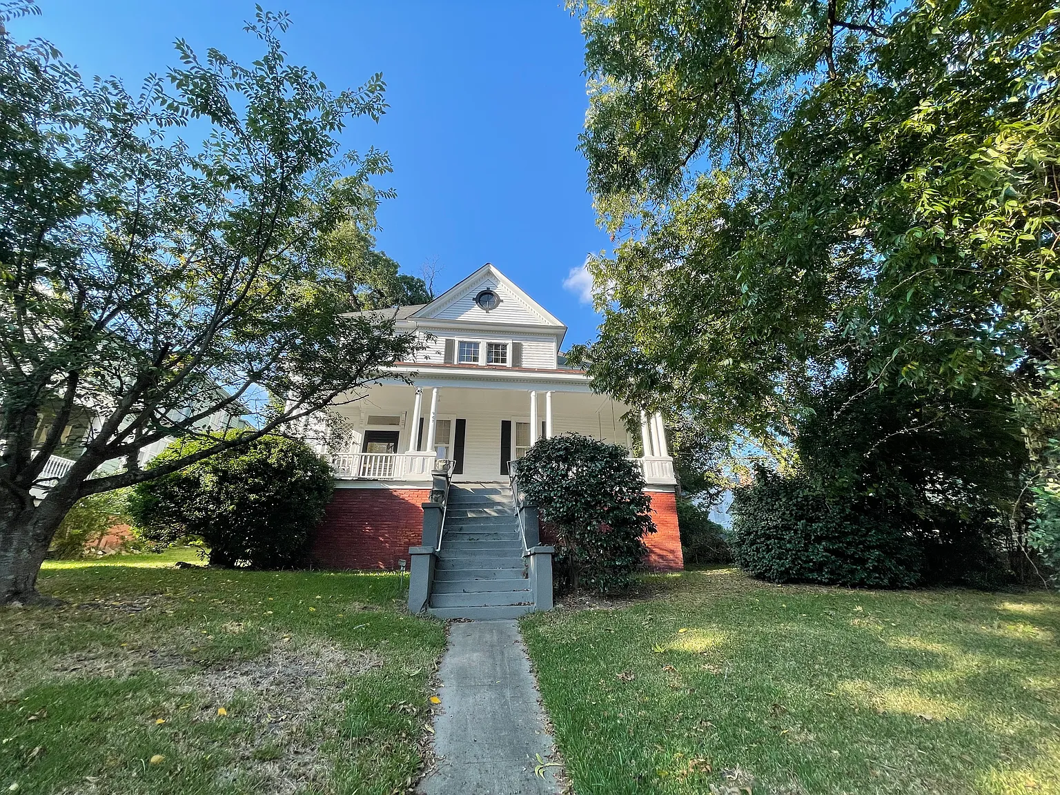 967 Magnolia St — Photo 1