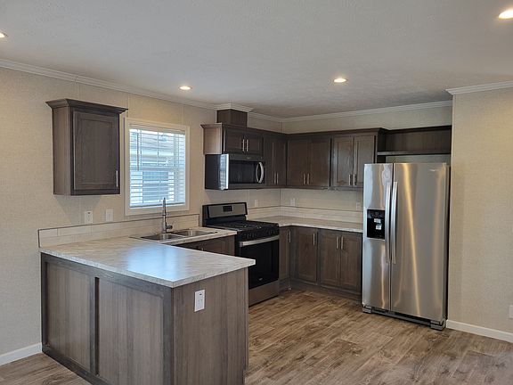 5th image of 38000 Le Chateau Blvd #570