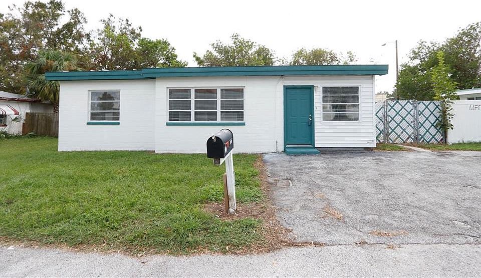 1st image of 10530 Lake Dr