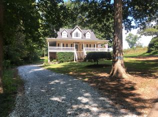 423 Chambers Rd, Commerce, GA 30530