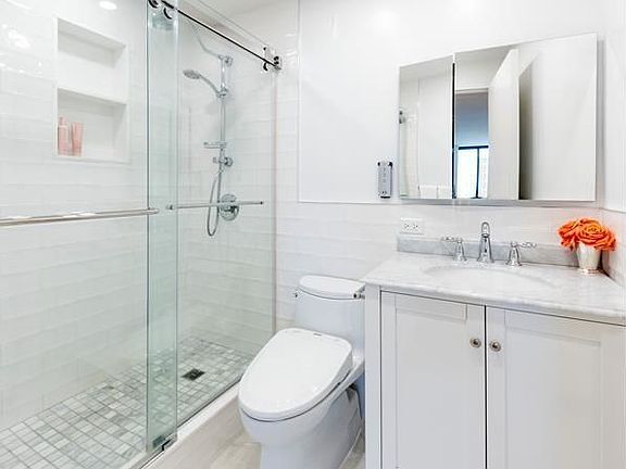 5th image of 245 E 93rd St APT 11H