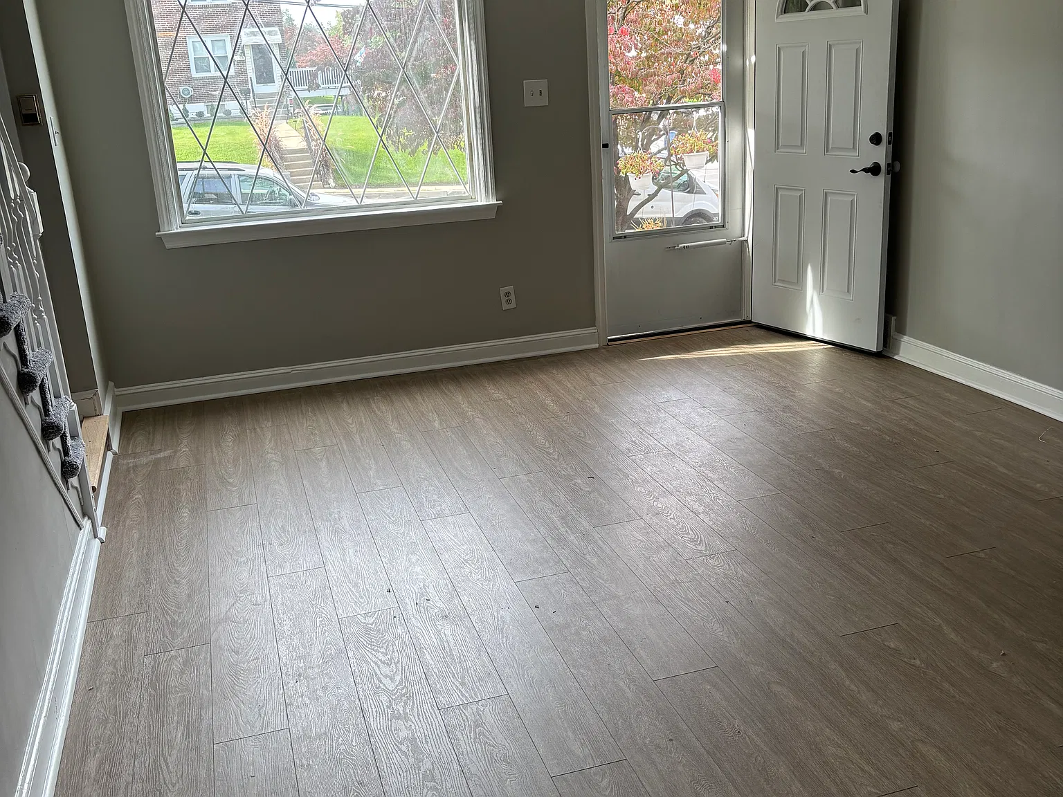3 bed, 1152 sqft, $2,100 — Photo 2