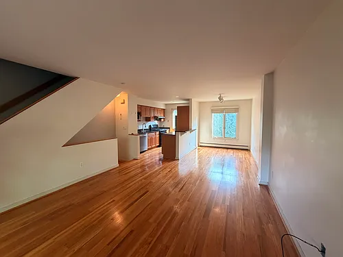 204 Charles St Photo 1
