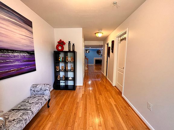 Entrance - Foyer