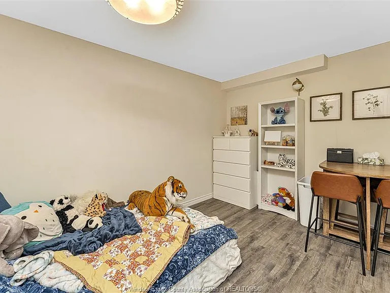 11460 Timber Bay Cres — Photo 19