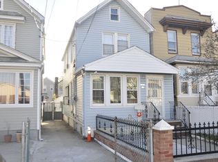10232 127th St, South Richmond Hill, NY 11419
