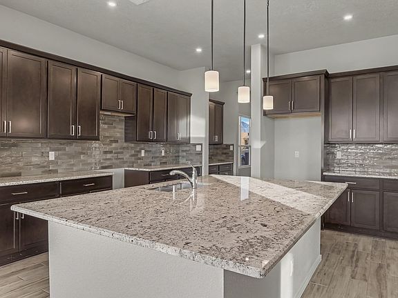 4th image of 6621 Icarian Rd NE