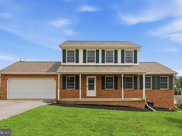 27 Amanda Dr, Smithsburg, MD 21783