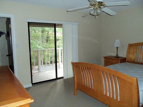 Master bedroom to balcony