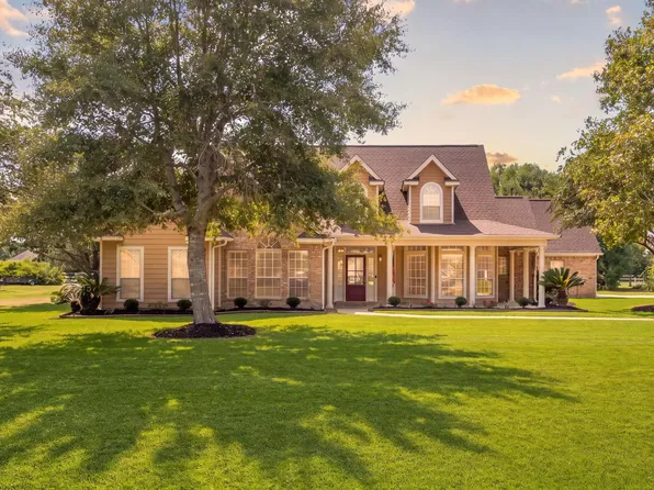 8480 Anastasia Ave, Beaumont, TX 77705