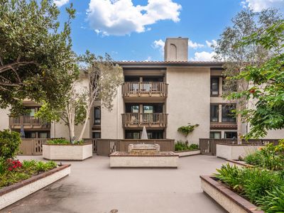 8515 Falmouth Ave APT 303, Playa Del Rey, CA, 90293