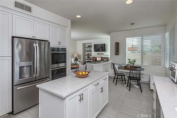 15464 Borges Dr — Photo 49