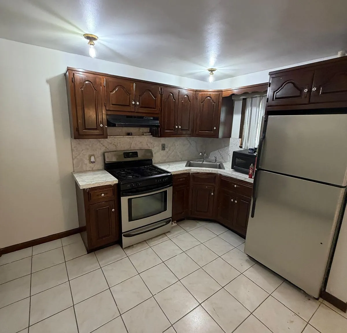 5 bed, $3,800 — Photo 4