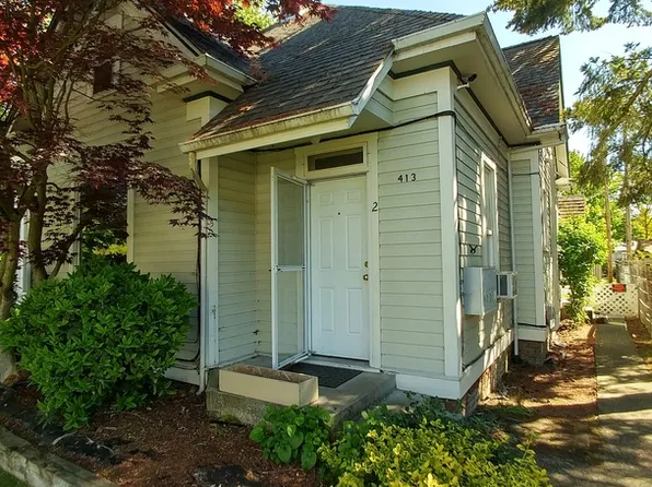 C St 413, 413 NW C St Unit 3-P207, Grants Pass, OR 97526