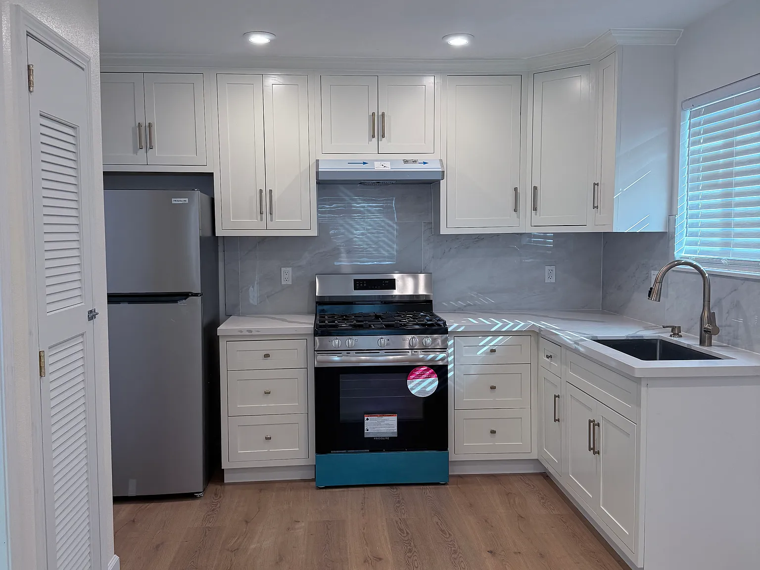1 bed, 431 sqft, $1,800 — Photo 2
