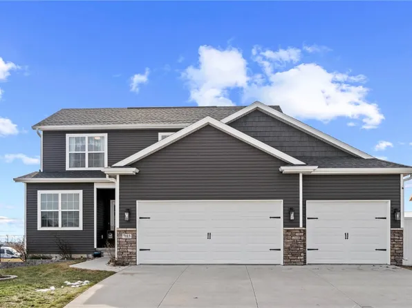 7113 Country Brook Dr NW, Cedar Rapids, IA 52405