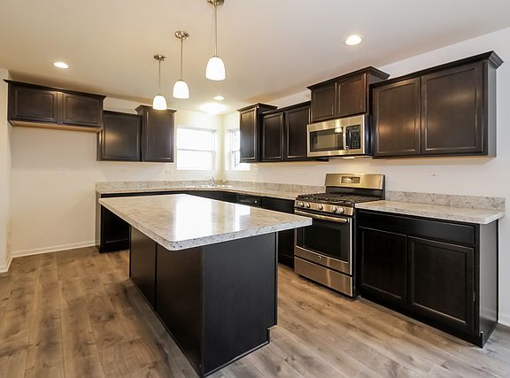 2nd image of 2326 Dundee Ln