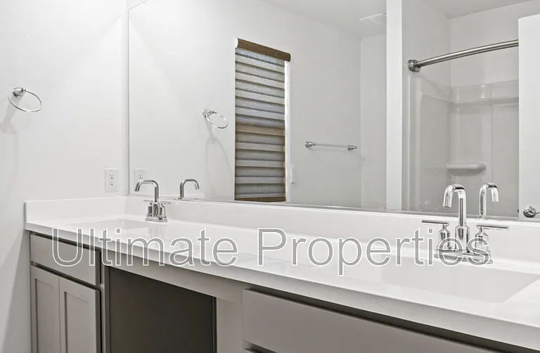 18403 W Patrick Ln — Photo 15