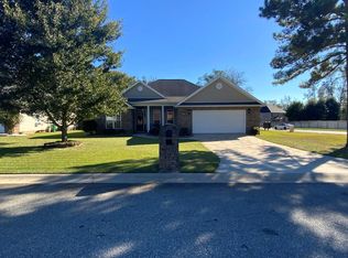 703 Amberley Ct, Kathleen, GA 31047