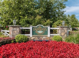 27 Putters Way, Middletown, NY 10940