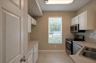 13700 Richmond Park Dr N #1501 — Photo 16