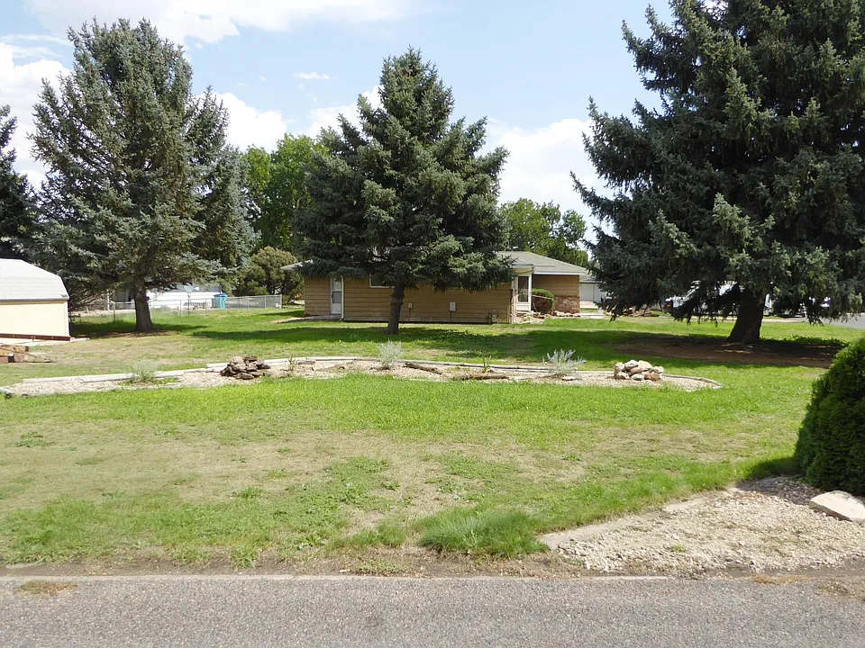 3400 E Locust St