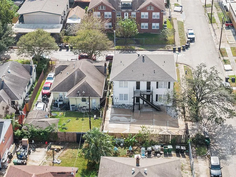 3901 Dallas St #D — Photo 30