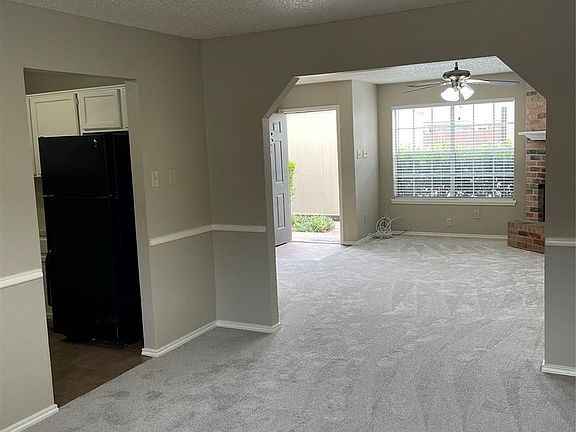 5th image of 12 Trails Pl APT B
