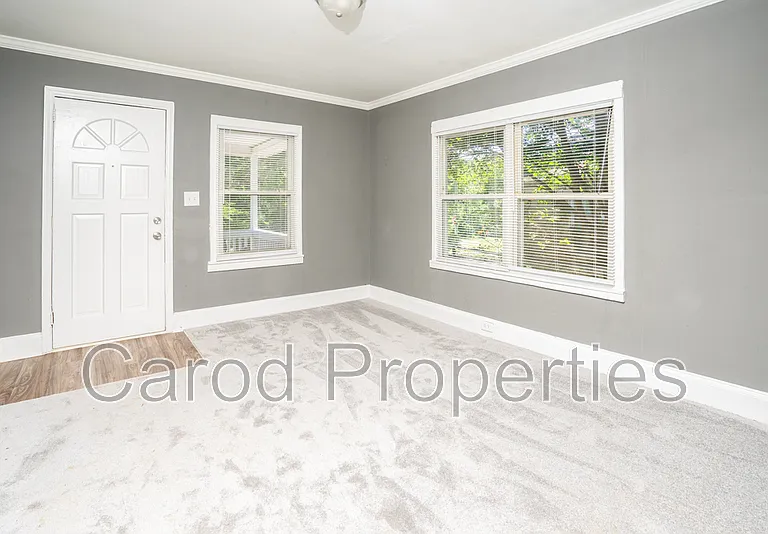 136 Powder St SW — Photo 5