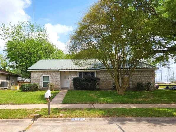 3315 Ashwyne Ct, La Porte, TX 77571