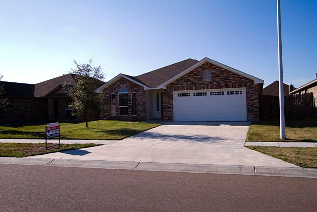 1st image of 220 Terravista Trl