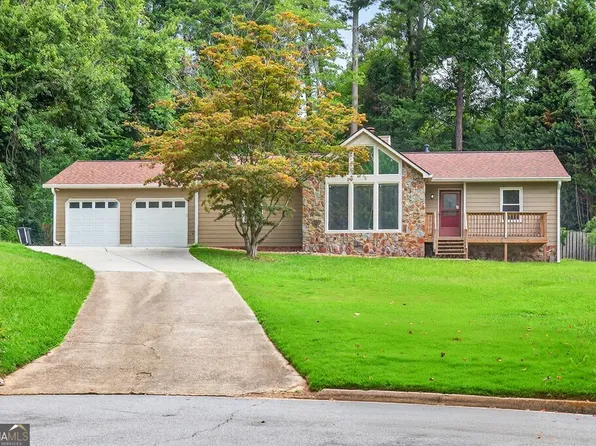 382 Quail Hollow Dr, Lawrenceville, GA 30043