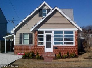 10 Manchester Rd, Pasadena, MD 21122