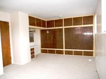 4th image of 2134 Crestwood Dr