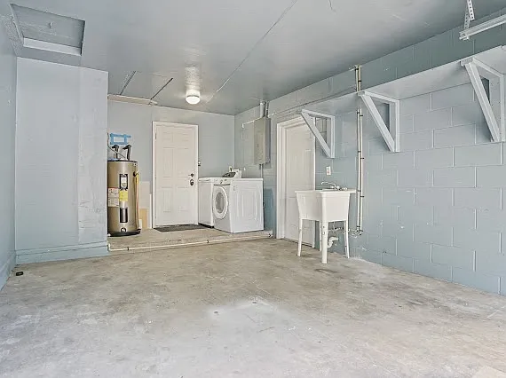 4751 Beacon St — Photo 6
