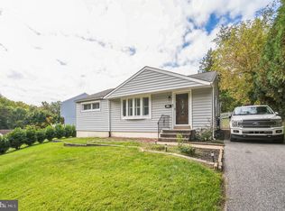 128 Northwood Rd, Newtown Square, PA 19073