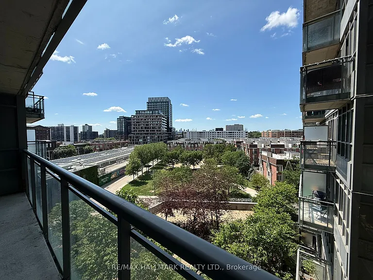 38 Joe Shuster Way W #709 — Photo 18